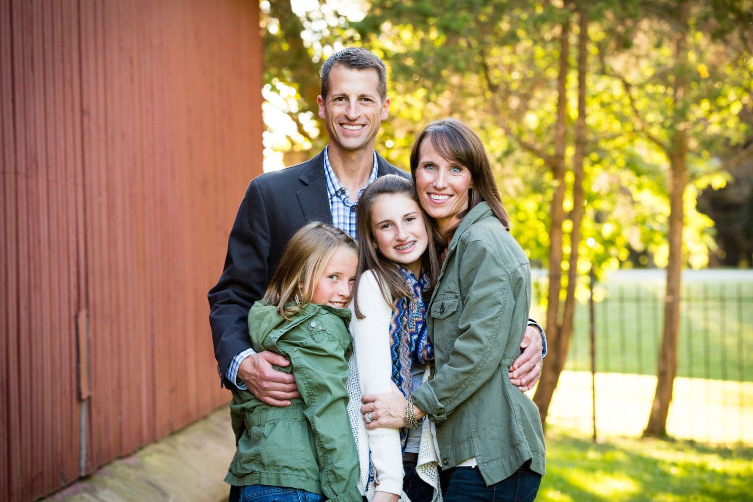 Zionsville photographer - Nathaniel Edmunds Photography - captures family pictures
