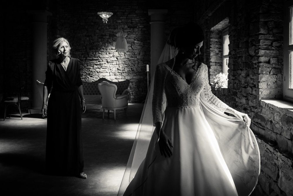 ritratto della sposa in bianco e nero