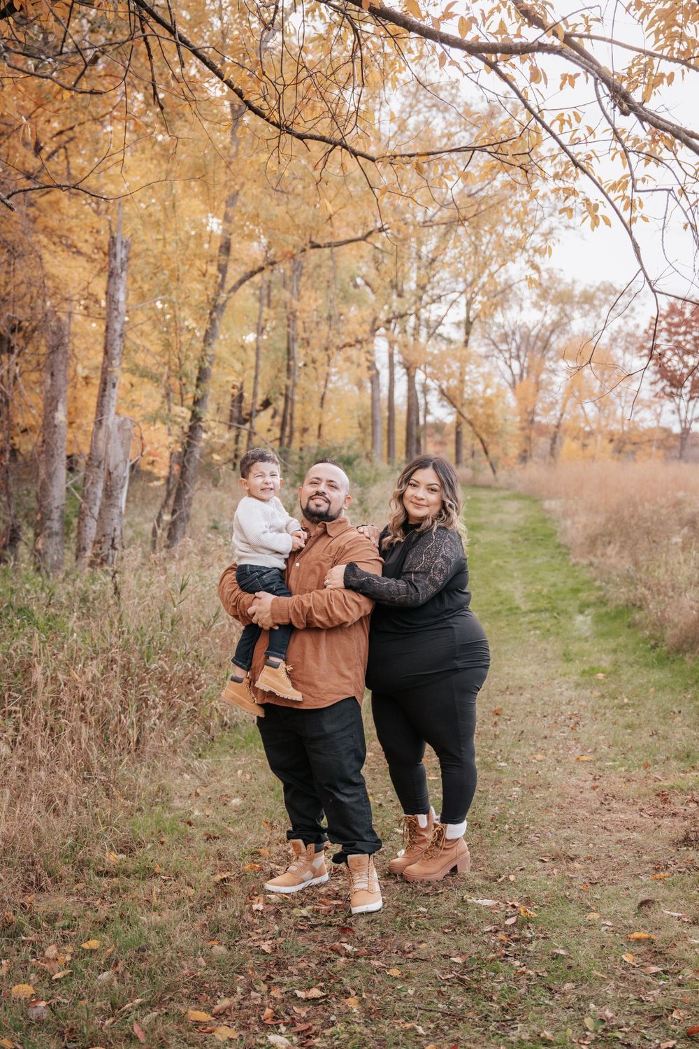 JUVE- Saint Paul & Minneapolis Senior Portrait and Wedding Photographer, Hairstylist, and Makeup Artist