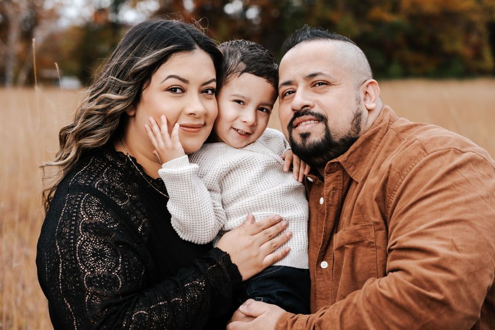 JUVE- Saint Paul & Minneapolis Senior Portrait and Wedding Photographer, Hairstylist, and Makeup Artist