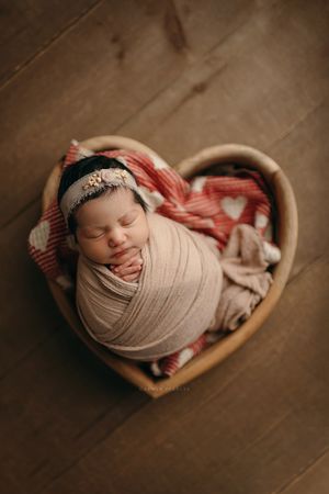 newborn photographer near me