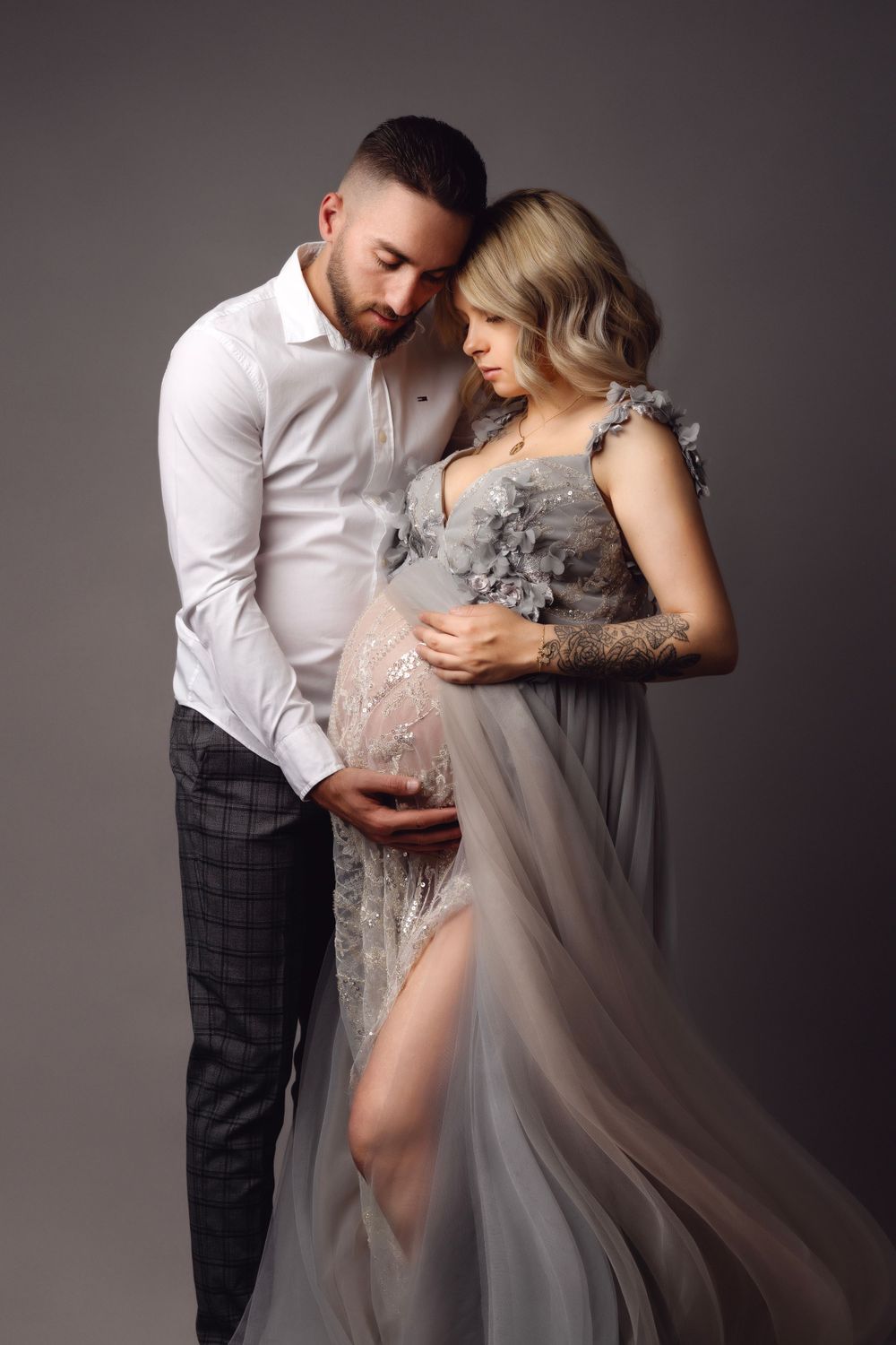 Maternity couple portrait photo