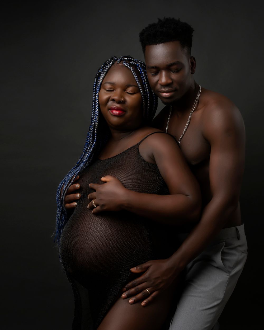 couple  intimate sensual maternity photo
