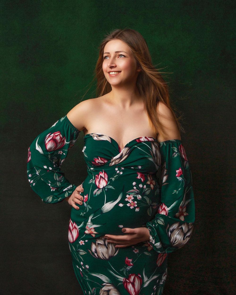 Maternity portrait photo