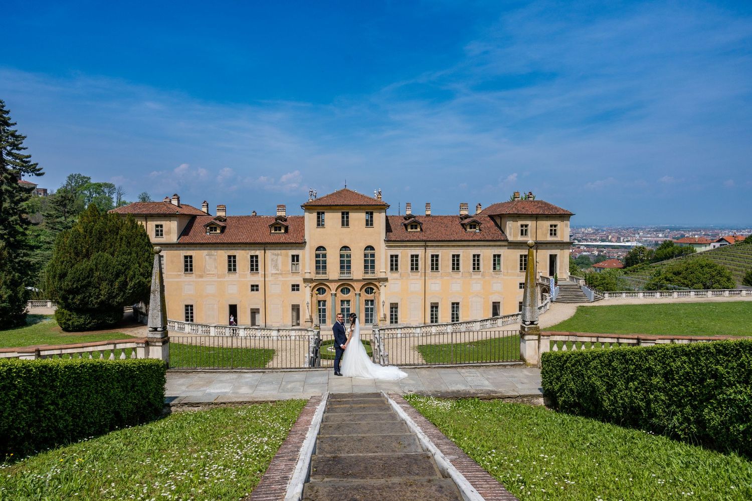 DAB STUDIO SI TROVA A MILANO ED È UNO STUDIO DI FOTOGRAFIA SPECIALIZZATO NELLA REALIZZAZIONE DI REPORTAGE DI NOZZE