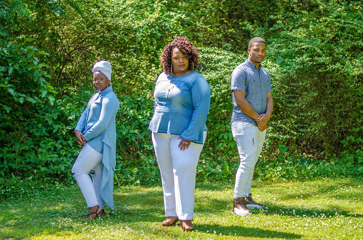 Family Outdoor Photo Session with White Demin and Jean Tops in Evans GA