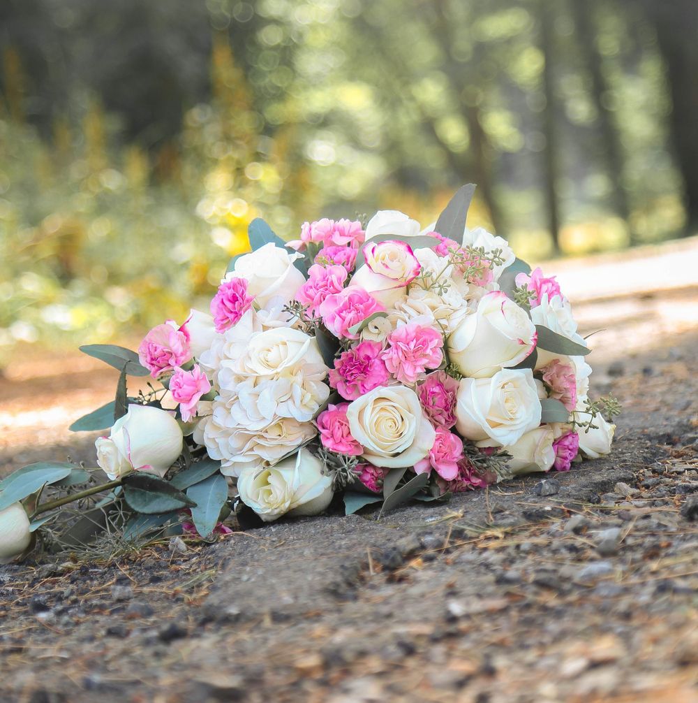 bridal bouquet roses summer wedding