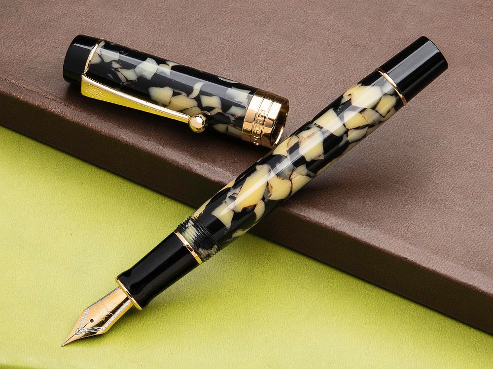 Fountain Pen Photographer Kevin Lamb_1
