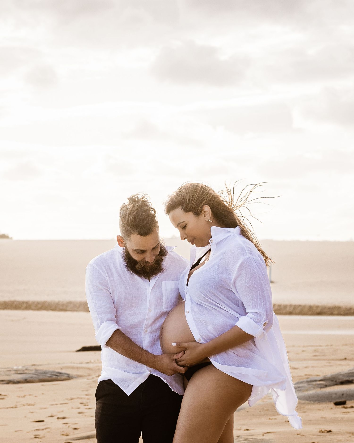 Maternity photoshoot at Sydney's Northern beaches