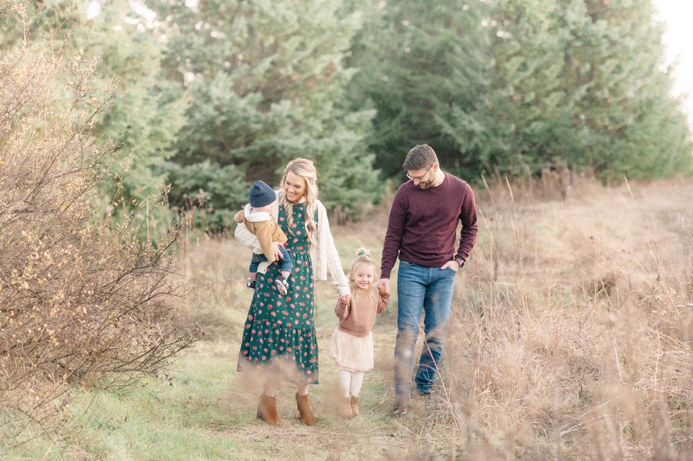 Twin Cities Stillwater Minnesota MN Outdoor Field Family Child Photographer