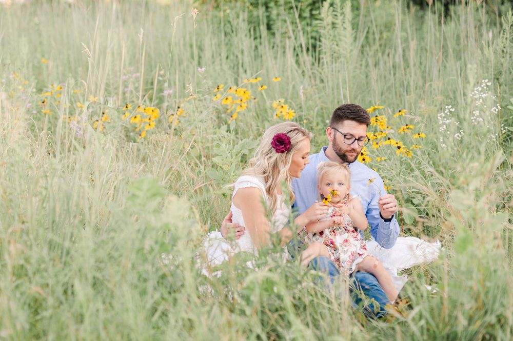 Stillwater Twin Cities Minneapolis Minnesota Sunset Field Family Photography Session