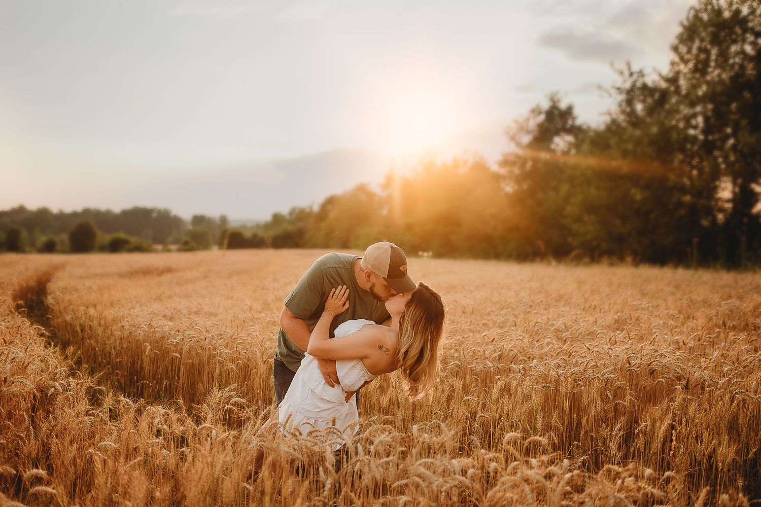 Outdoor couples photographer in Gaffney, SC
Romantic outdoor photography South Carolina
True-to-color couples session in Upstate SC
