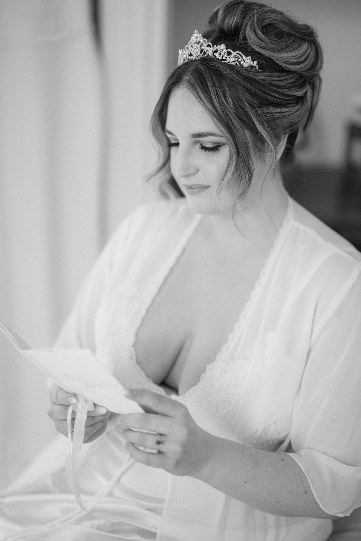 Michigan Shores Club Winter Wedding in Wilmette | Candace Sims Chicago Luxury Editorial & Fine Art Wedding Photographer