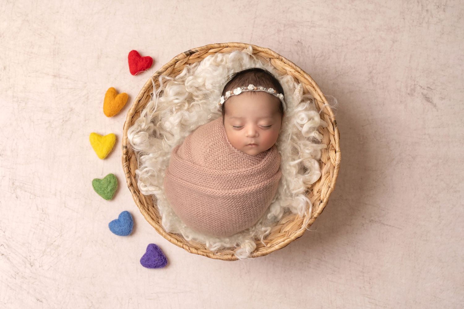 Expert newborn, maternity, family & cake smash photography in Hayes, West London. Studio & home sessions with props, backdrops & accessories