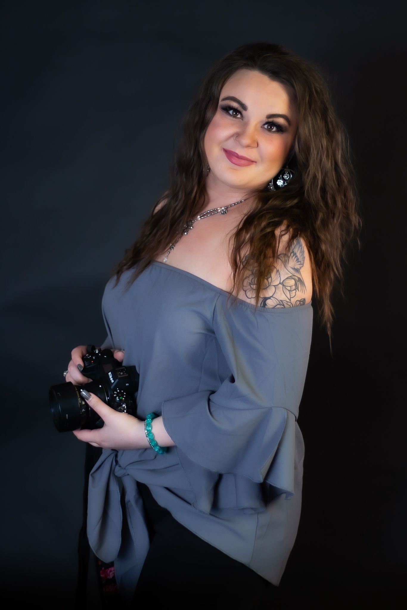 Shyla Witt business owner professional photographer Omaha Metro Papillion Nebraska Midwest photography bio about me