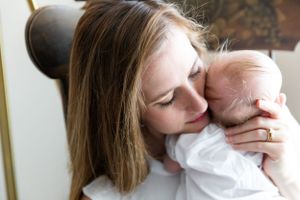 in-home-newborn-photographer-houston-texas