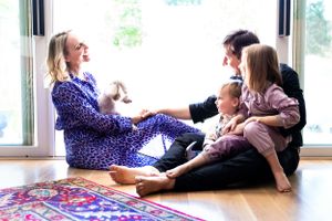 in-home-family-photographer-houston-texas