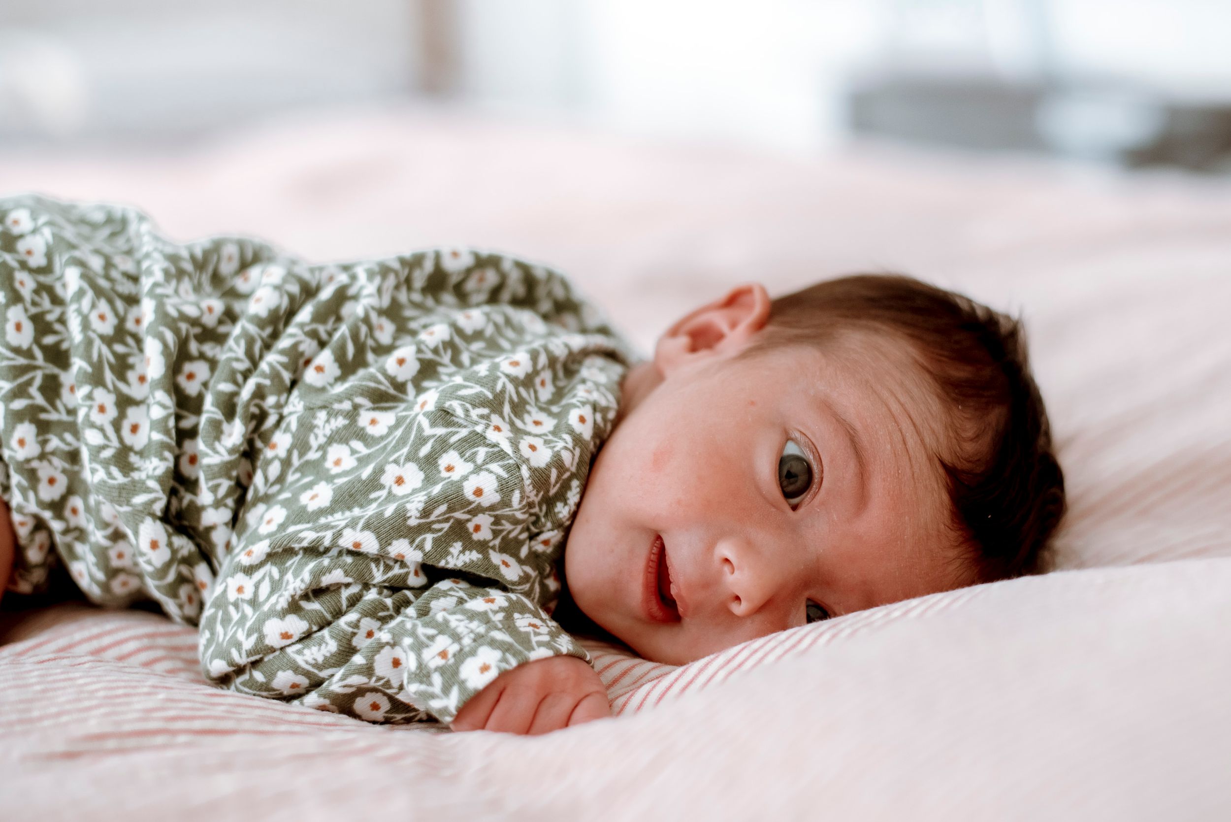Toronto Natural Newborn Photographer