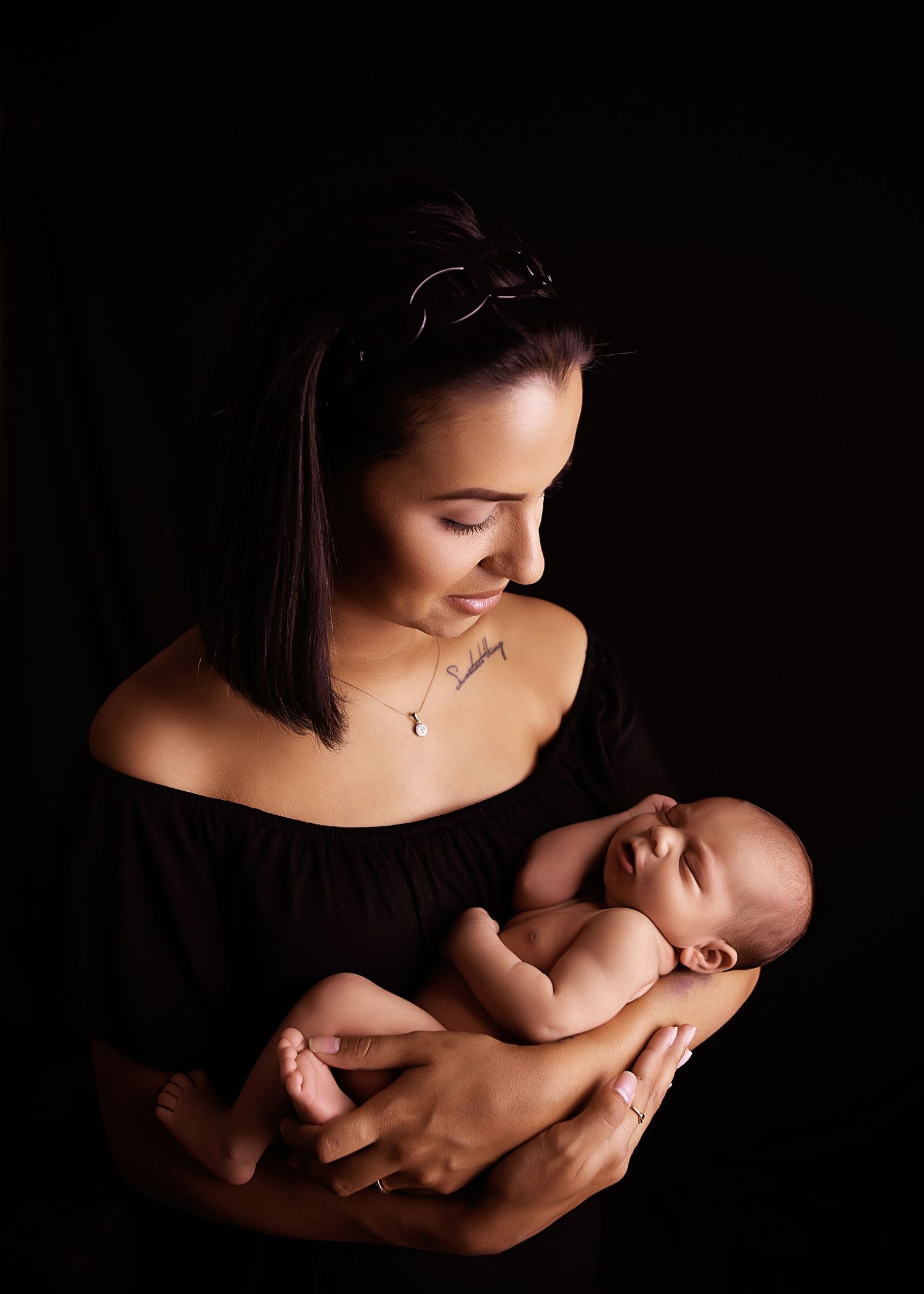 Riverview, FL Women and Newborn Portraits