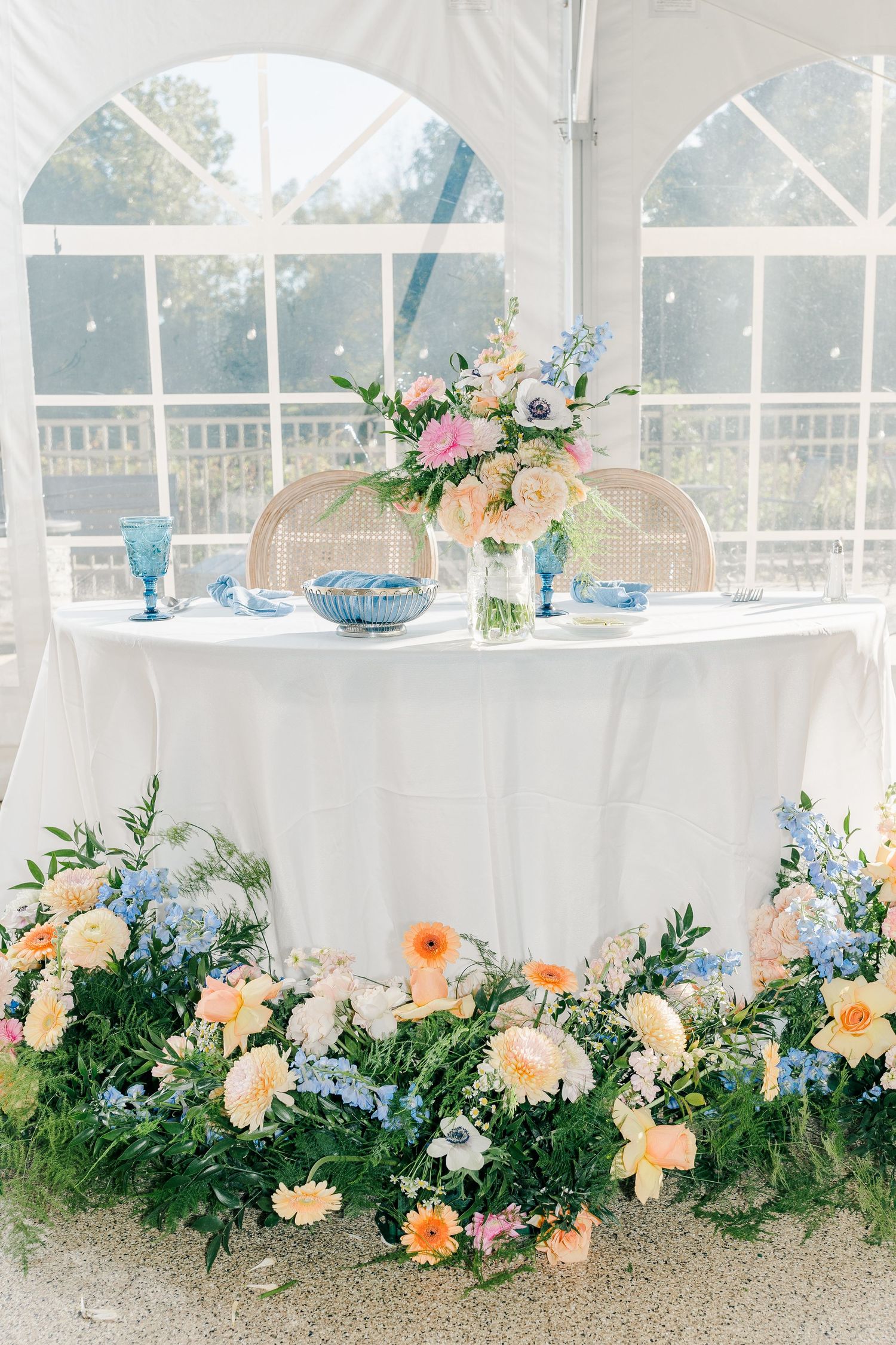 RUST MANOR HOUSE LEESBURG VIRGINIA WEDDING PICTURES RECEPTION