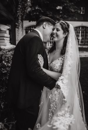 Hochzeitsfotograf Berlin Schöneberg Emotionale Momente der Zeremonie
Hochzeitsfotografie Berlin Kreuzberg  Authentische Paarfotograf