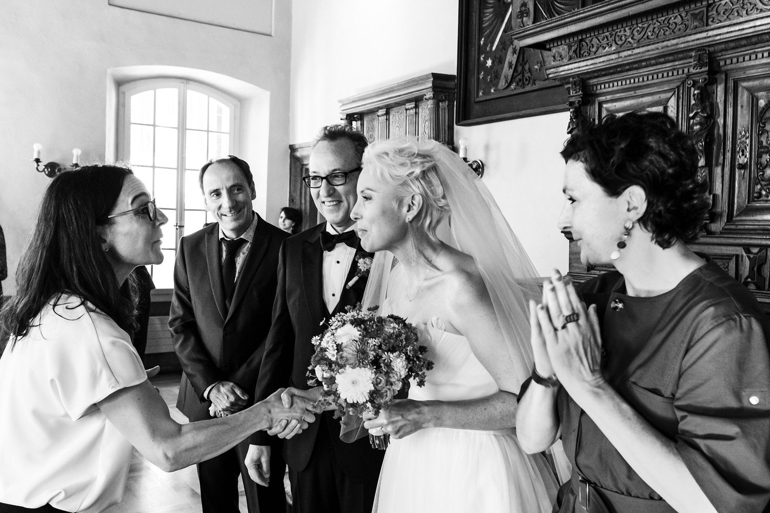 TLOOK photographe de mariage de style documentaire, cérémonie civile à sion