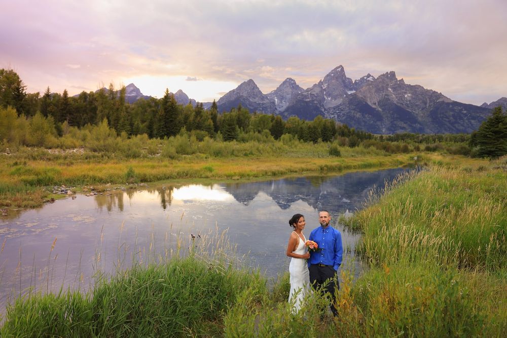 Elopement in the tetons with mountain views