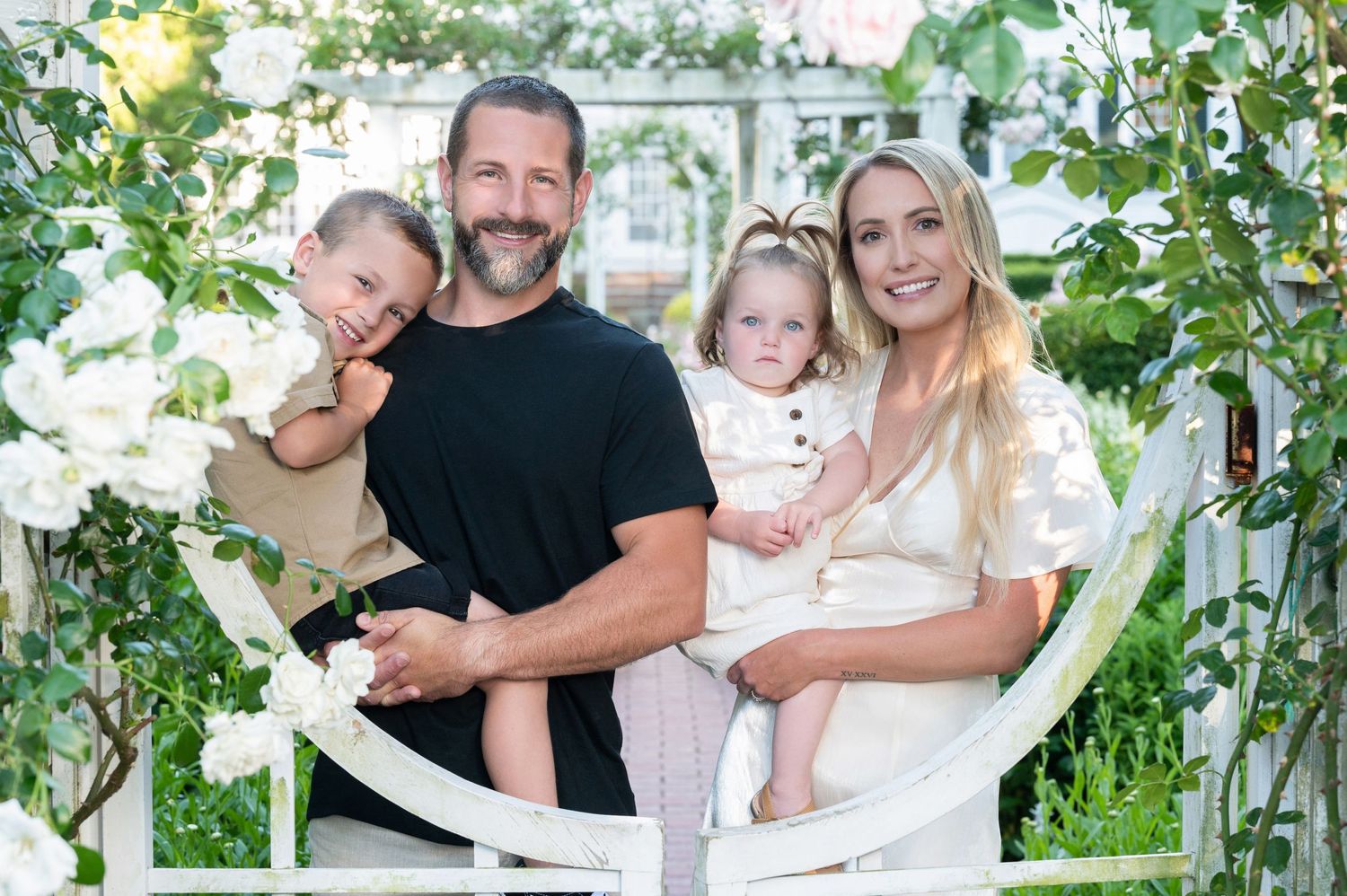 Heidi Harting Photography specializes in family, children, senior, dog and corporate portraits on Boston's South Shore