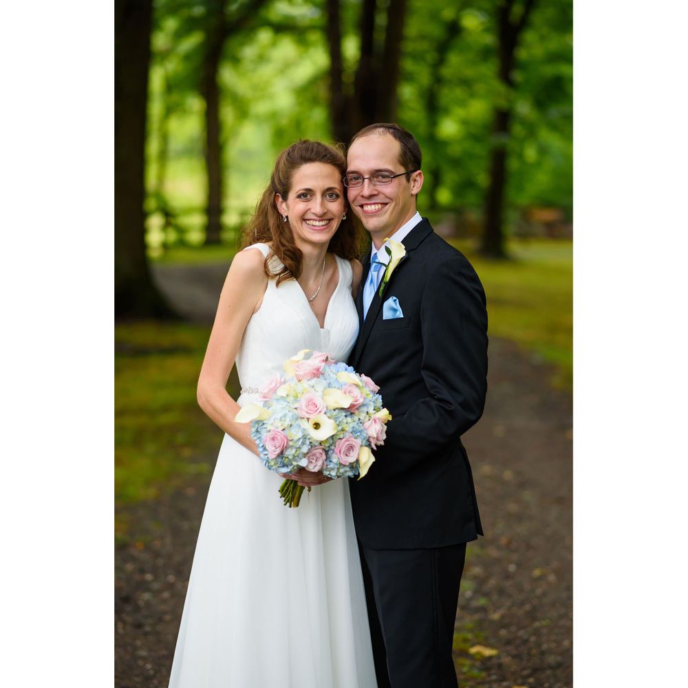 Bride and groom on wedding day at Crystal Brook Farm in Chagrin Falls, Ohio.