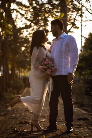 pareja  atardecer