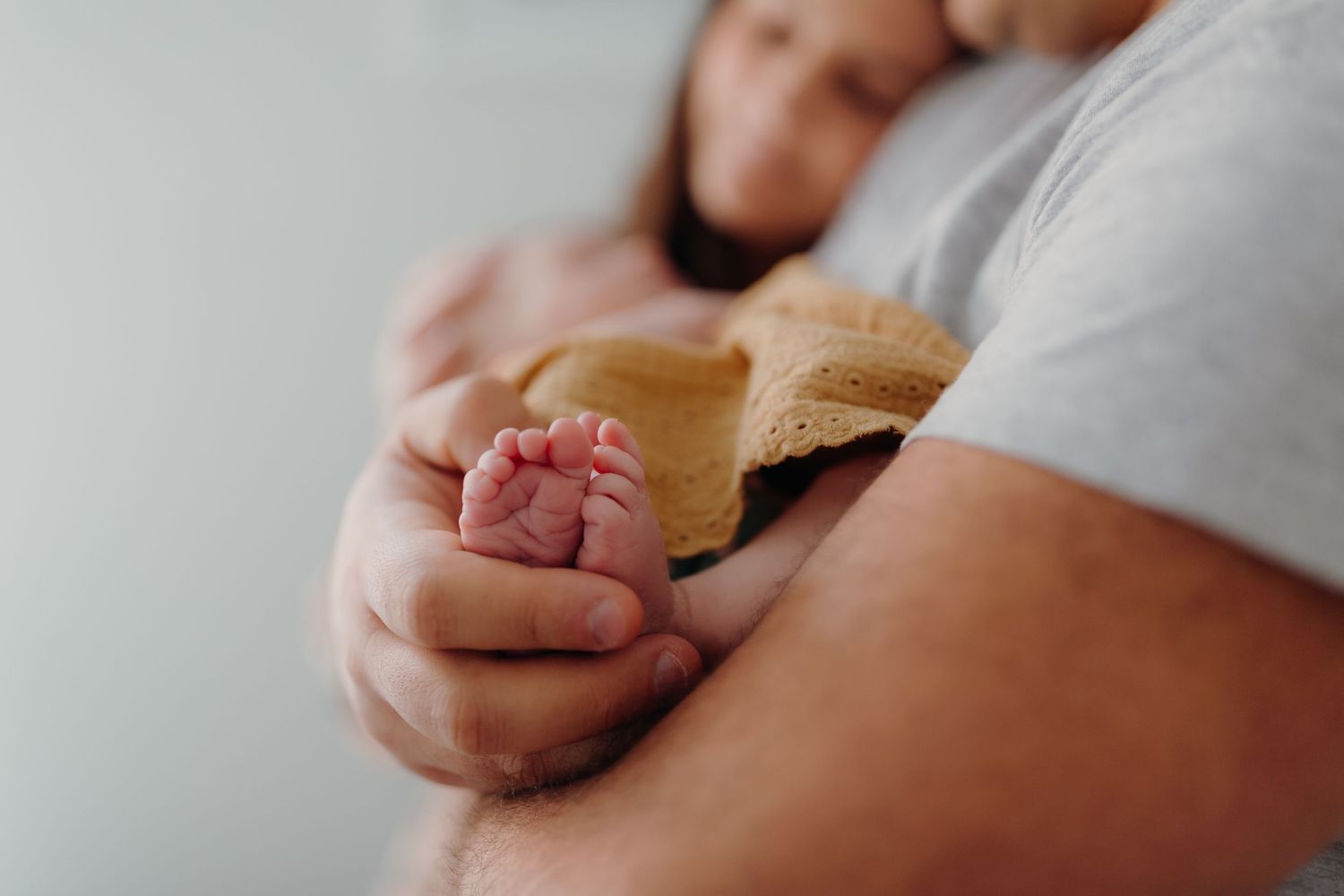 baby toes newborn photo