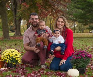 Twins toddlers-family pictures