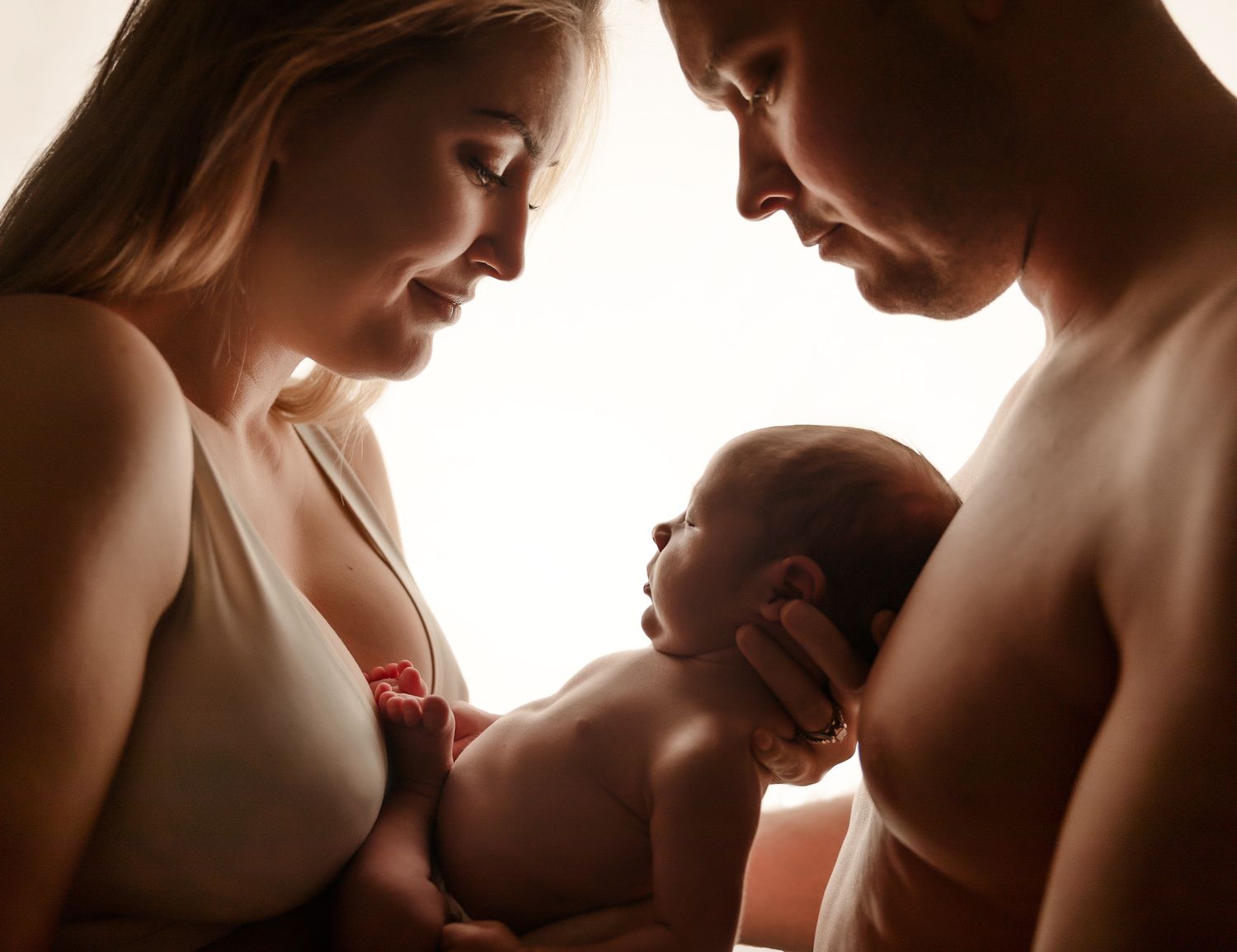 maternity newborn photographer okinawa