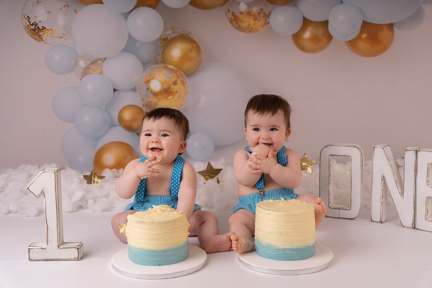 cake smash twins