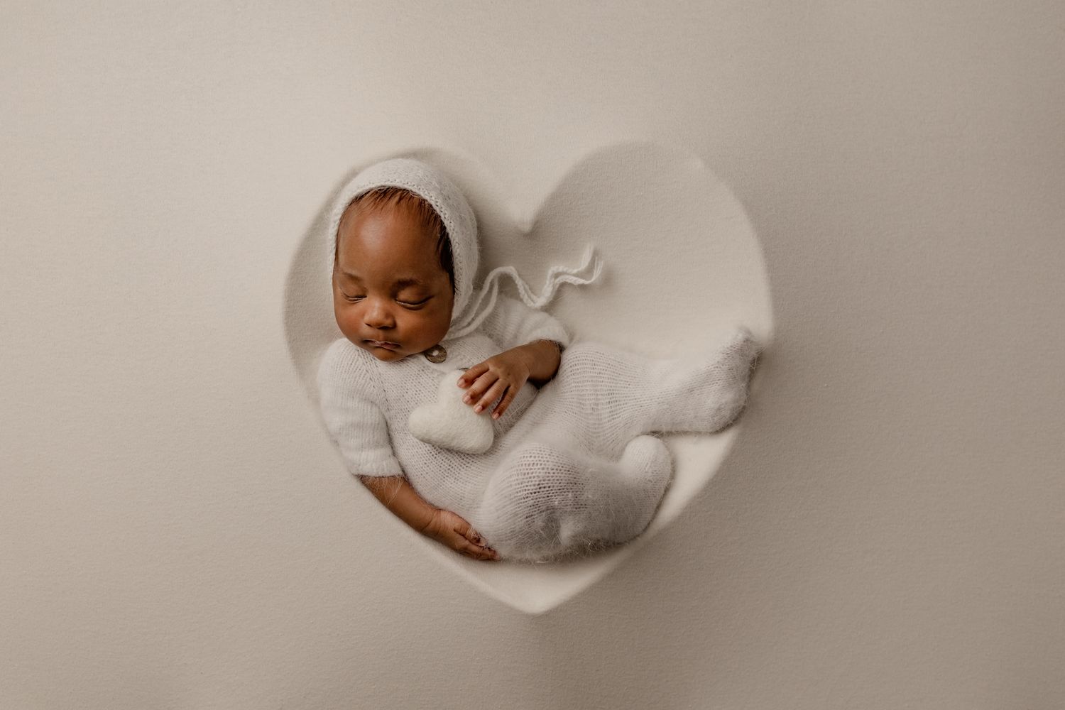 newborn photo session near me, newborn photography packages, miami newborn photographer