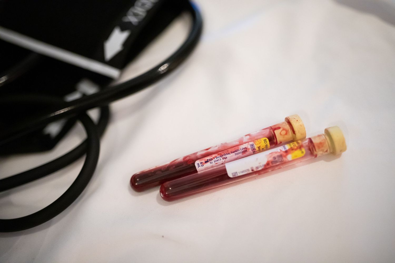 cord blood of newborn baby at origins birth and wellness
