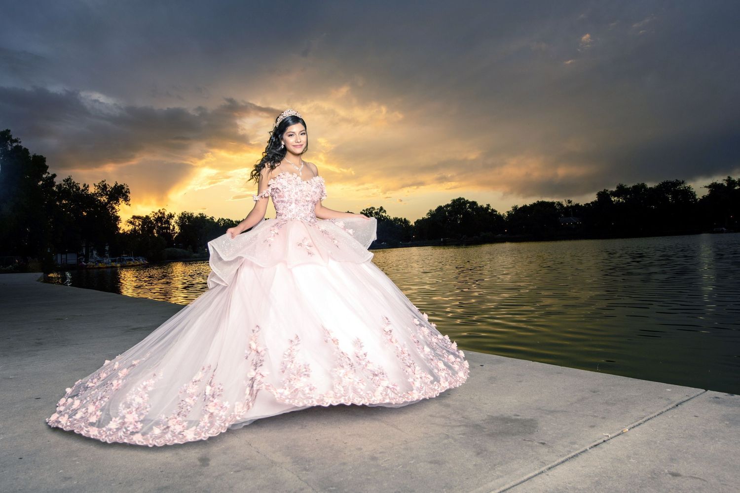 Diego Carrillo Photography Quinceanera Photography/ Fotos de Quinceanera