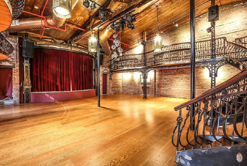 Dramatic Hall unique Hudson Valley wedding venue