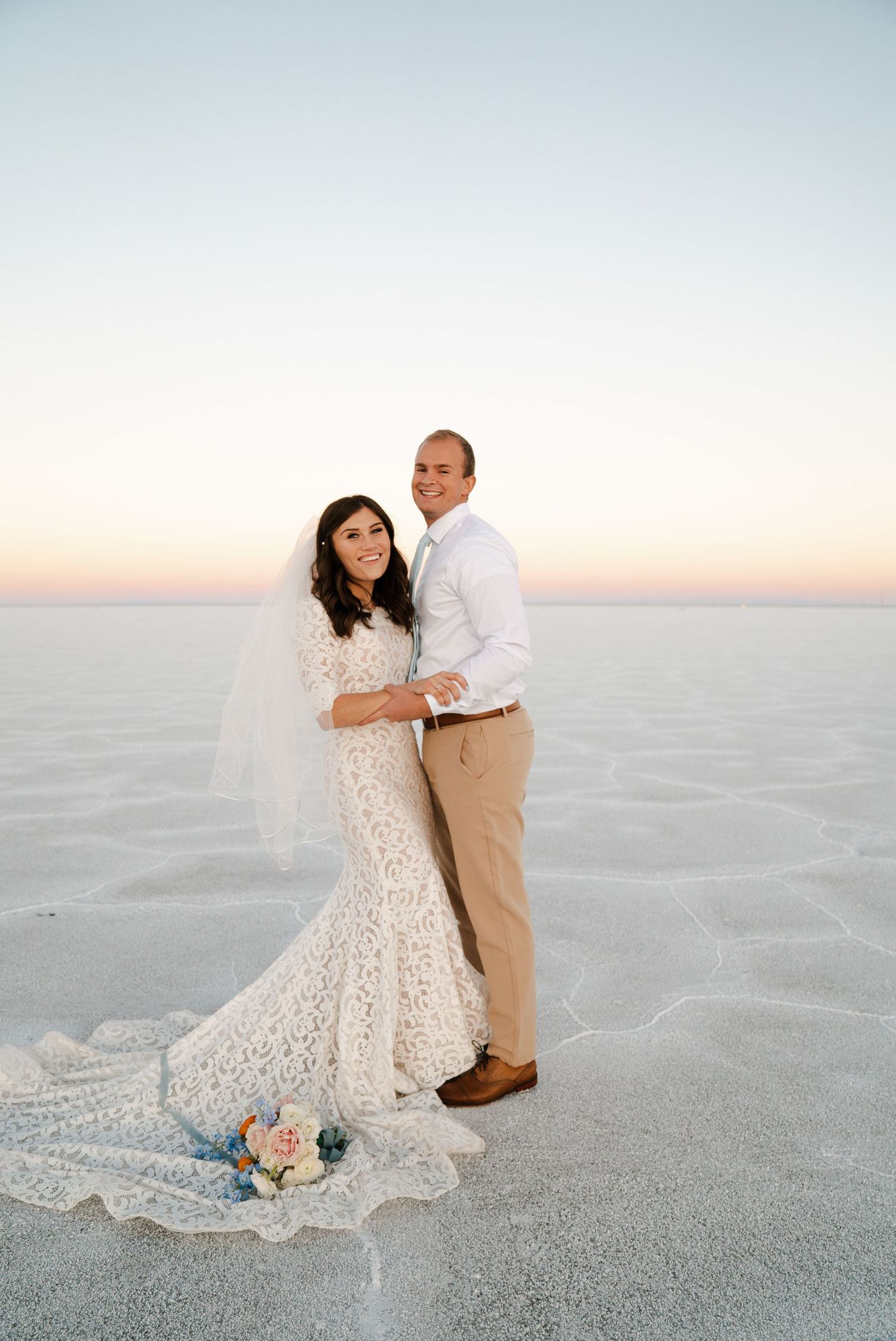 Salt Flats Photography | Salt Flats Engagement Photos | Salt Flats Utah Photography | Beth MK Photo
