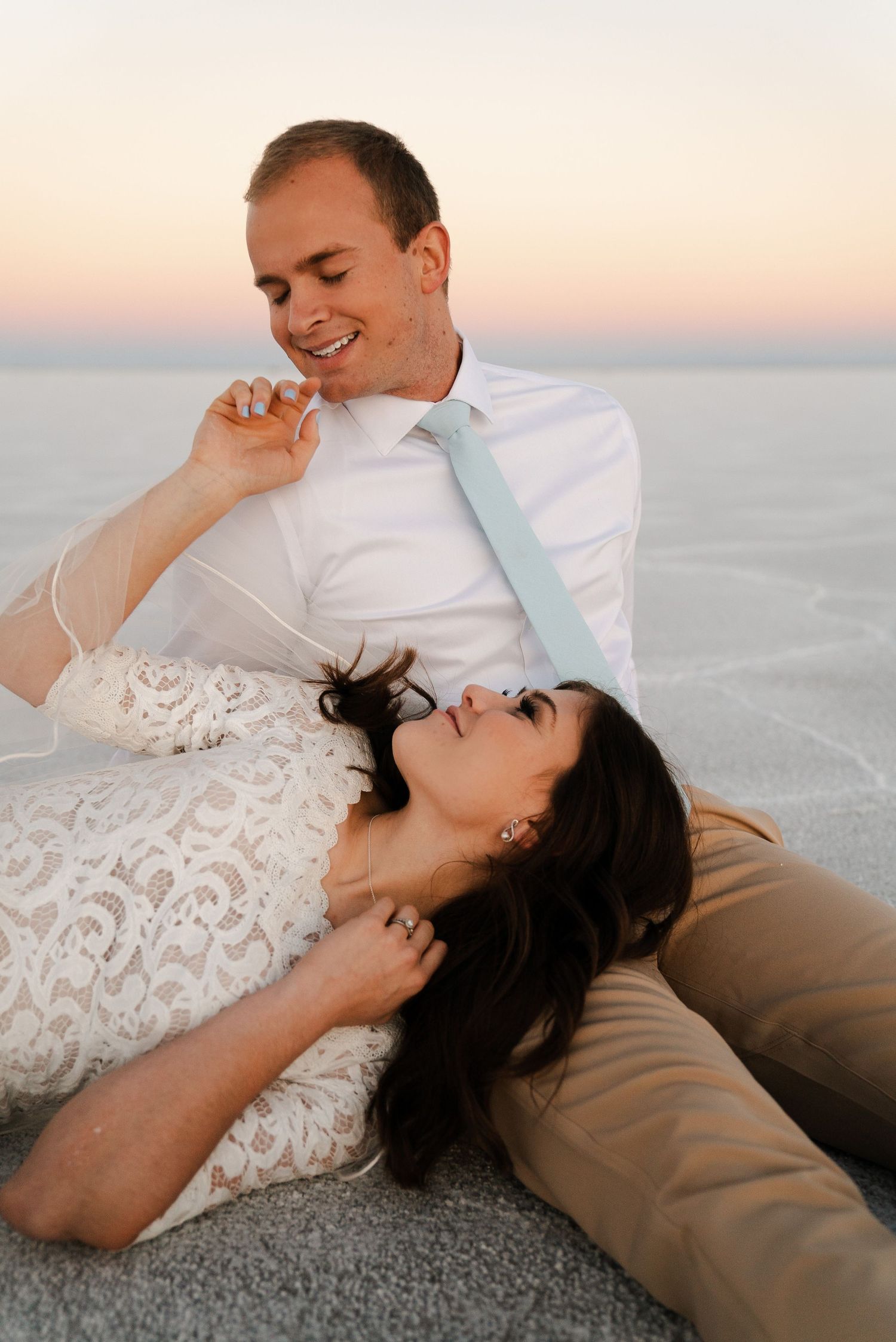 Salt Flats Photography | Salt Flats Engagement Photos | Salt Flats Utah Photography | Beth MK Photo