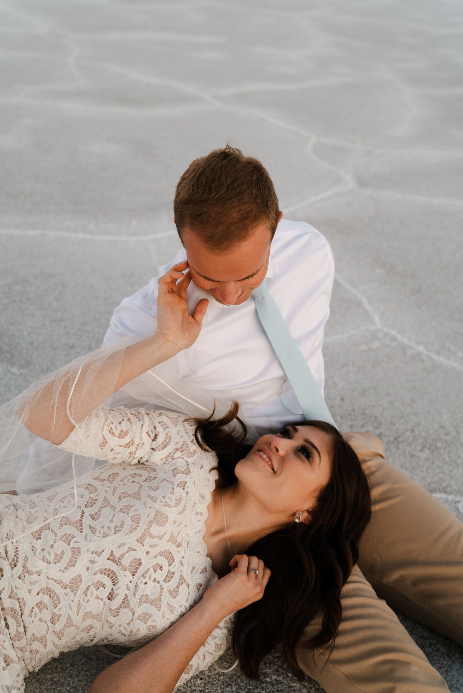 Salt Flats Photography | Salt Flats Engagement Photos | Salt Flats Utah Photography | Beth MK Photo