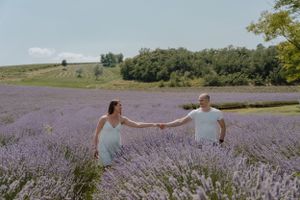 Kőröshegyi levendulás kismama fotózás