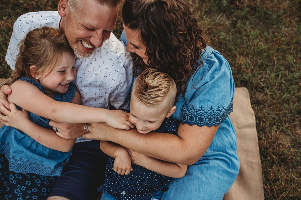 Photographer who gives print release for images