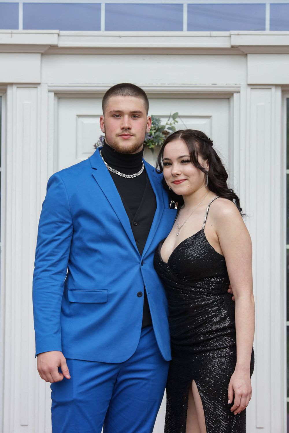 Pre-prom photograpghy for Buffalo High School at the Red House in Eleanor, WV.