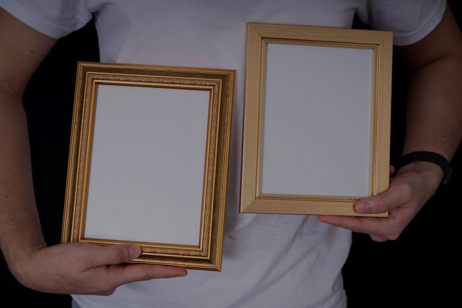 Refleja tu personalidad con espejos decorativos que añaden elegancia y luminosidad a cada espacio.