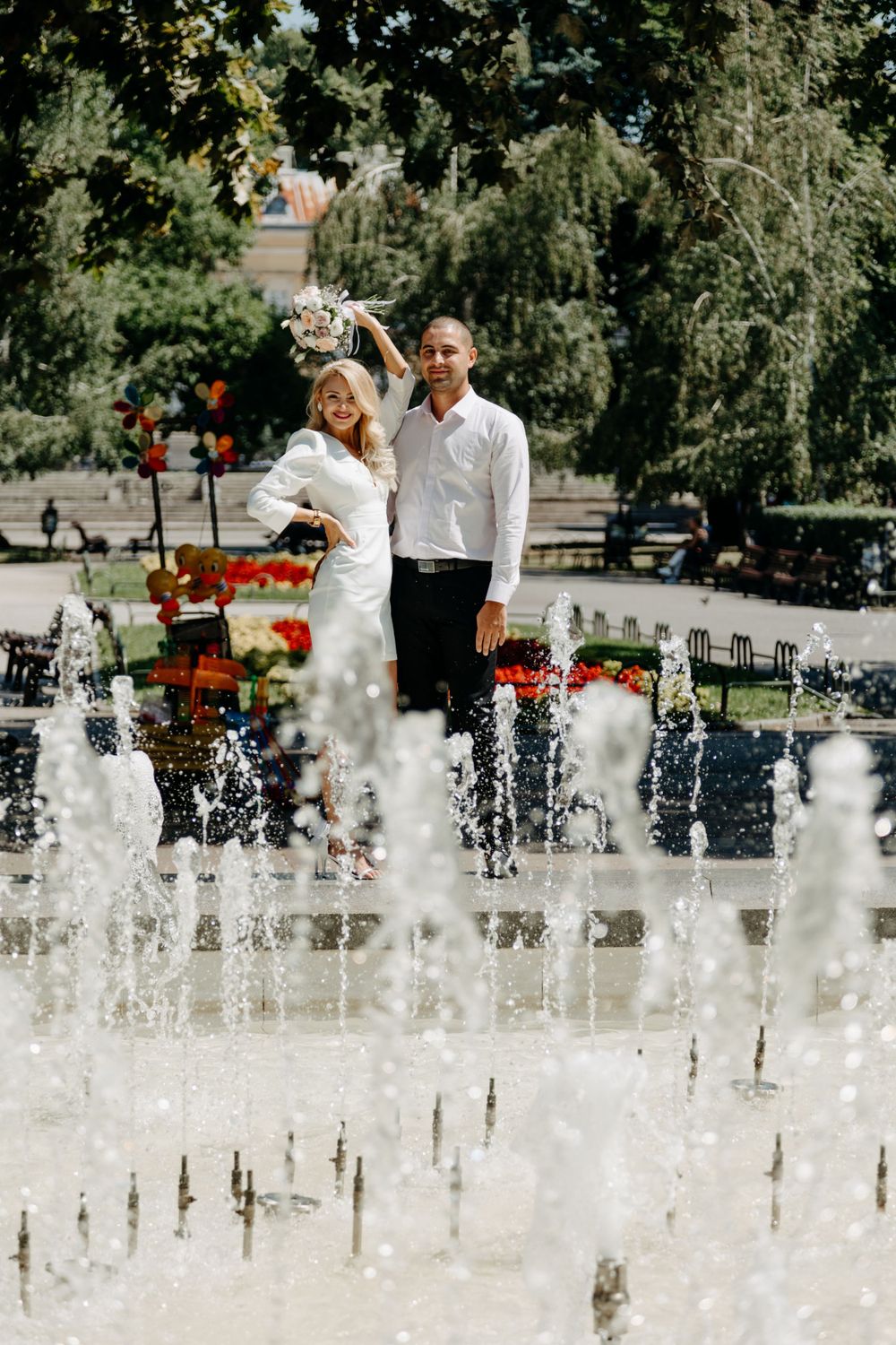 професионална сватбена фотосесия на младоженци