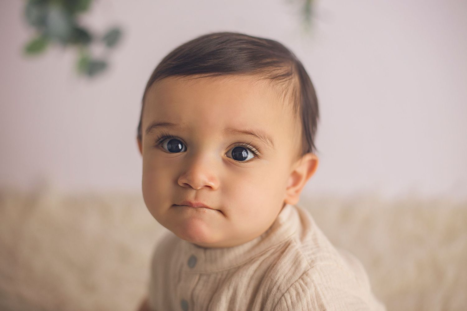 baby boy 9 months old close up shot detres photography