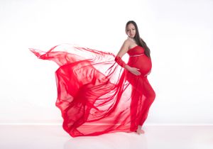 The best maternity photos Saskatoon maternity photographer