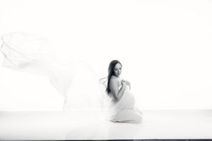 The best maternity photos Saskatoon maternity photographer