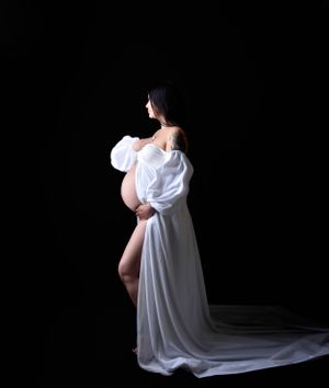 The best maternity photos Saskatoon maternity photographer